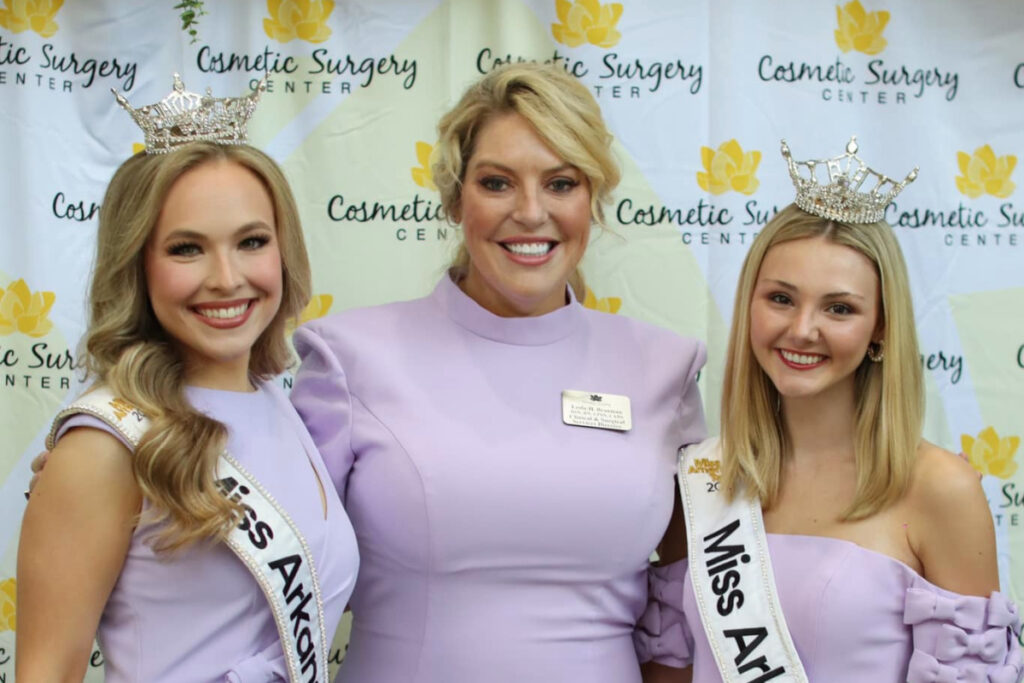 Leslie Branman of Exahle: The Med Spa at Cosmetic Surgery Center with Miss Arkansas 2023 and Miss Arkansas Teen